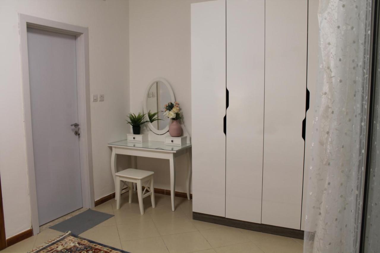 Newly Furnished Cozy 1 Bedroom Apartment Close To Jbr Beach And Metro Dubai Buitenkant foto