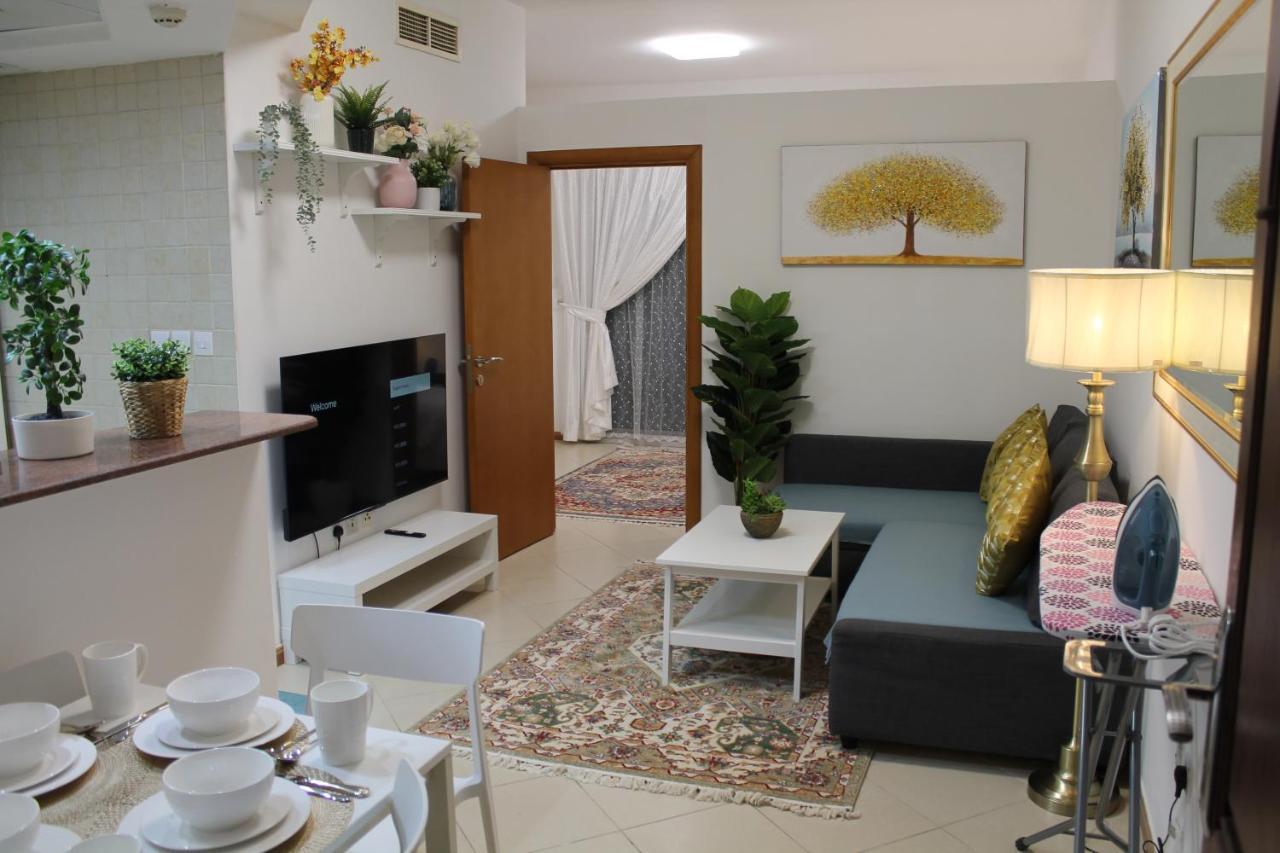 Newly Furnished Cozy 1 Bedroom Apartment Close To Jbr Beach And Metro Dubai Buitenkant foto