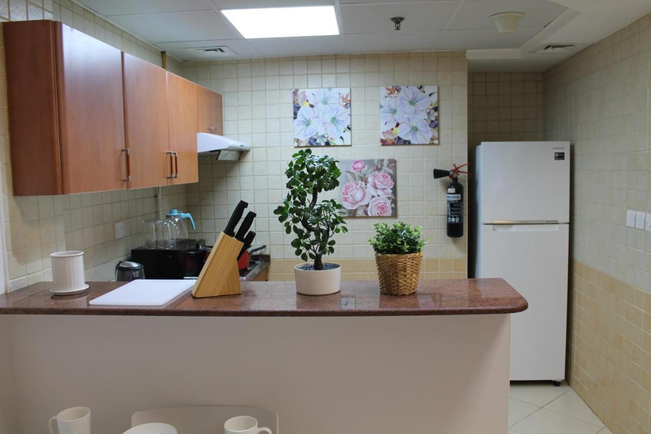 Newly Furnished Cozy 1 Bedroom Apartment Close To Jbr Beach And Metro Dubai Buitenkant foto