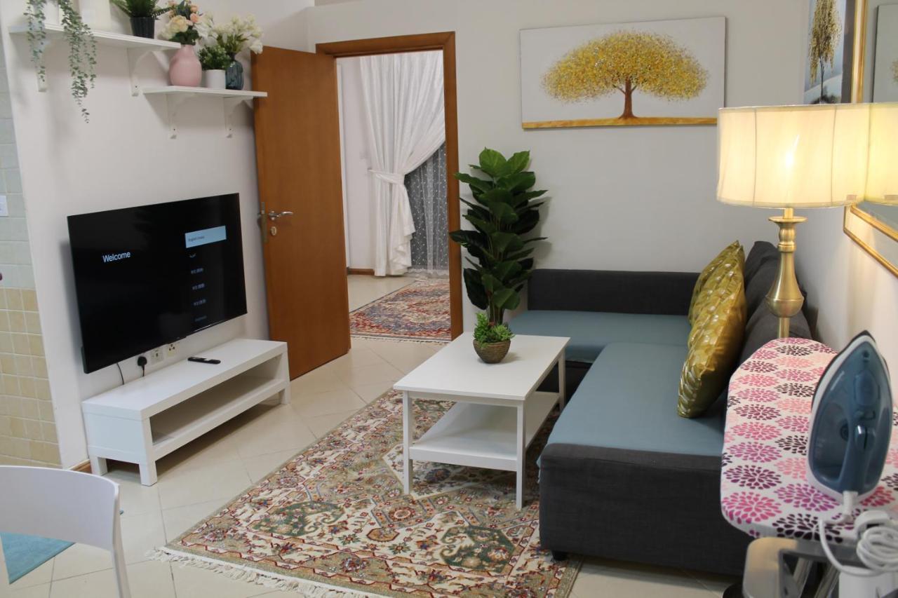 Newly Furnished Cozy 1 Bedroom Apartment Close To Jbr Beach And Metro Dubai Buitenkant foto