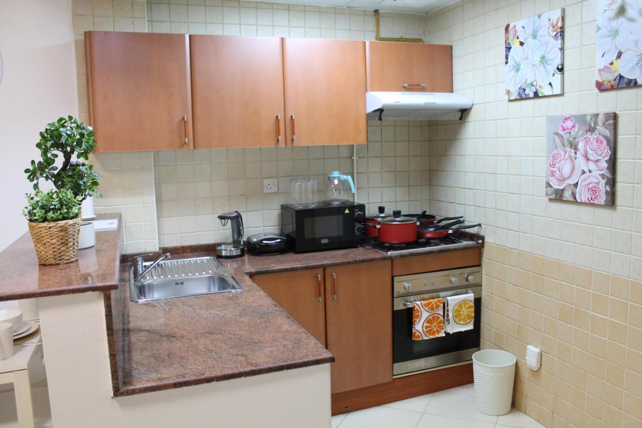 Newly Furnished Cozy 1 Bedroom Apartment Close To Jbr Beach And Metro Dubai Buitenkant foto